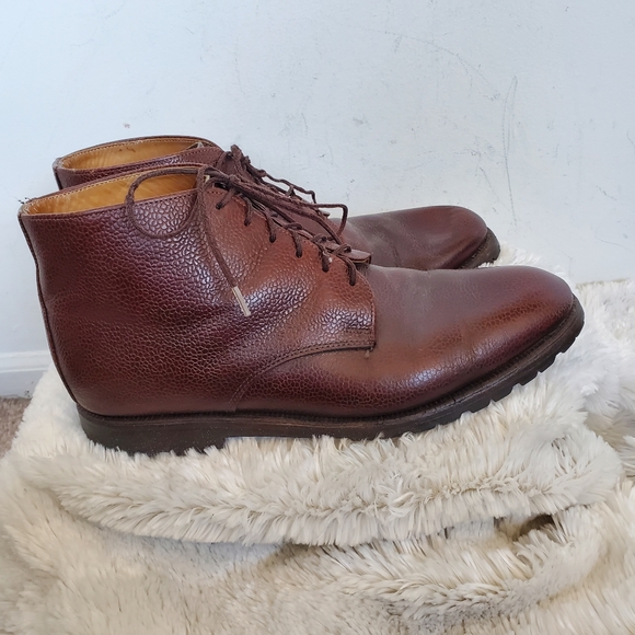 Cole Haan Brown Pebbled Leather Chukka Boors 9
